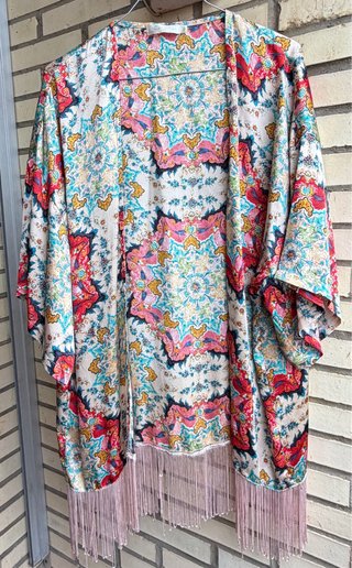 Kimono Estampado con Flecos