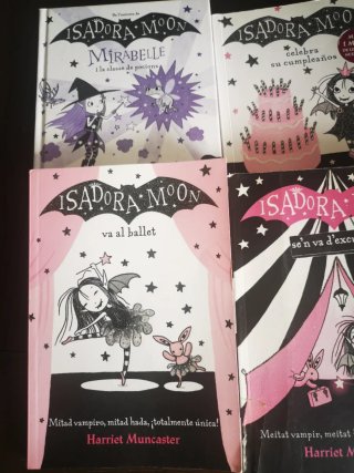 Lote libros Isadora Moon