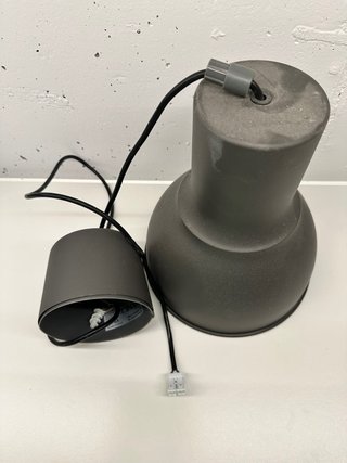 Lámpara de techo Ikea gris
