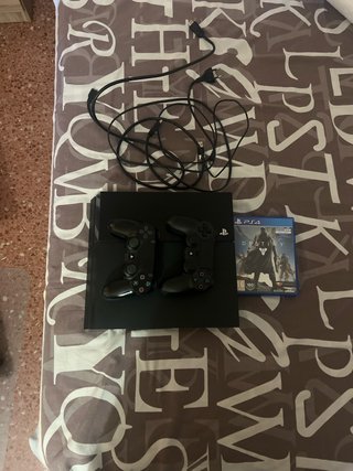 PS4 (PlayStation 4) Negra 1tb + Juego Destiny