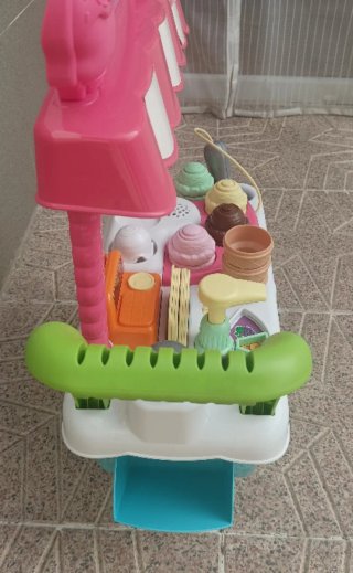 Carrito de helados colores y sabores