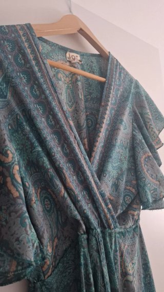 Vestido de seda estilo boho