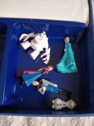 Frozen y Toy story 4. Libroaventuras