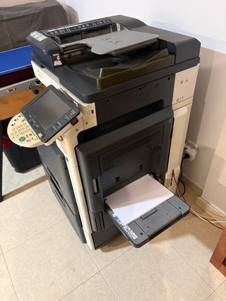 Impresora Profesional Olivetti A3 Láser + escáner