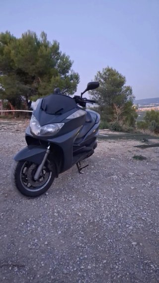 Yamaha Majesty 400cc Maxi Scooter