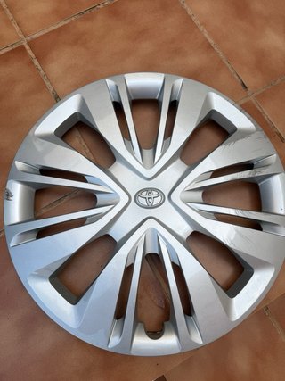 Tapacubo Toyota 18 pulgadas