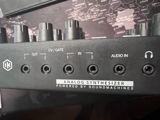 Sintetizador IK Multimedia Uno Synth Pro X