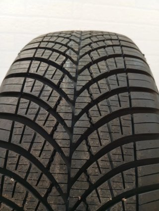 Neumático Goodyear 215/60 R17 100V Vector 4Seasons