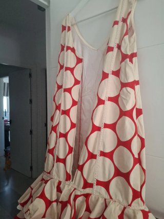 Vestido de flamenca blanco y rojo