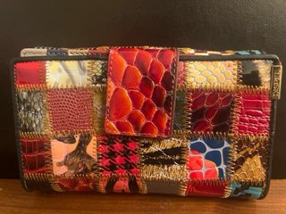 Cartera Dispel Piel Auténtica - NUEVA