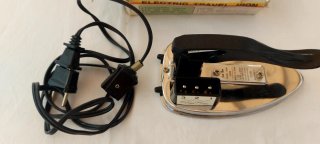 Plancha de Viaje Eléctrica Vintage LD-7006B