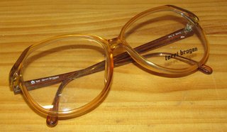 ANTIGUA MONTURA GAFAS TERRI BROGAN. VINTAGE. NUEVA
