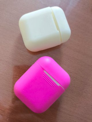 Apple AirPods 2 con estuche de carga