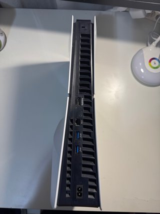 CONSOLA PLAYSTATION 5 1TB CON LECTOR