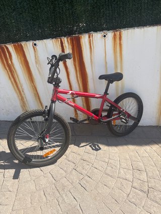 Bicicleta infantil roja MBX freestyle