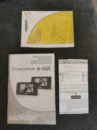 2 Pantallas DVD Wolder 7"  CONCORDE + DOX