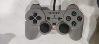 PlayStation 1 Plata con 4 mandos