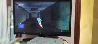 PlayStation 1 Plata con 4 mandos