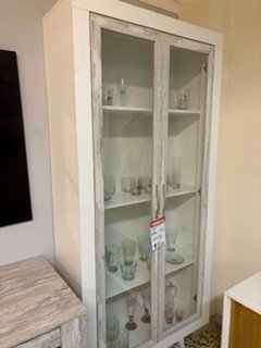 Vitrina Blanca con Puertas de Cristal