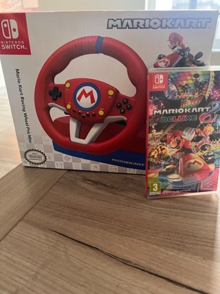 Volante Mario Kart 50€y Juego Mario Kart 8 35€