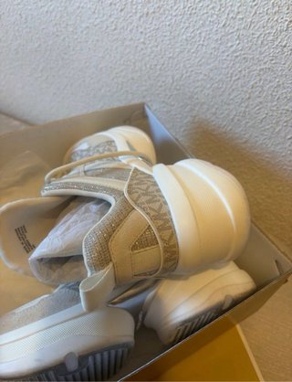 Zapatillas Michael Kors Beige