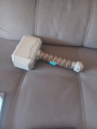 Martillo de Thor lanzador de proyectiles