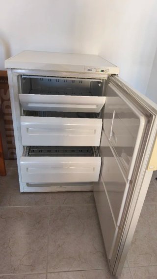 Congelador Zanussi blanco