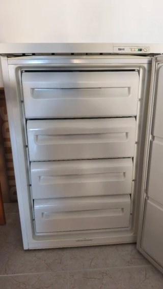 Congelador Zanussi blanco