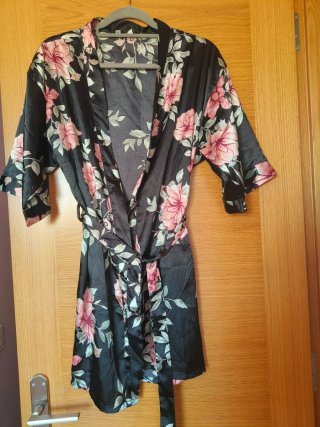 Batín de mujer estampado floral