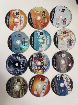 Lote de 12 Juegos para PlayStation 2 (PS2)