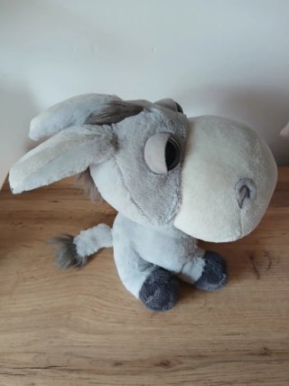 Pelúcias de burro e porco cor-de-rosa