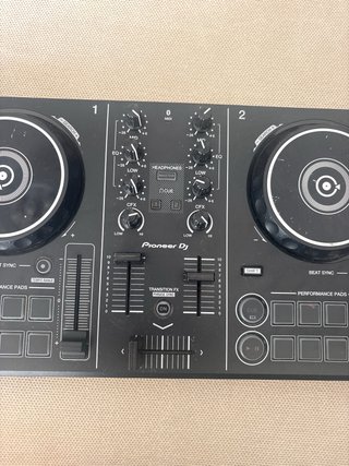 Controladora DJ Pioneer DDJ-200