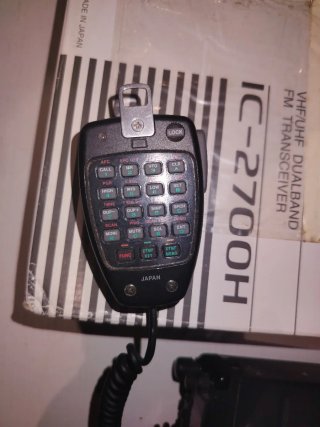 Emisora Icom IC-2700H VHF/UHF Dual Band