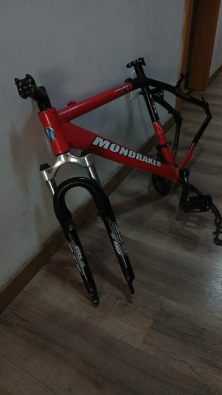 Cuadro Mondraker Ventura Rojo