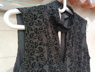 Vestido negro Formula Joven