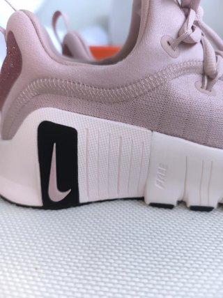 Nike Free Metcon PRM Rosa
