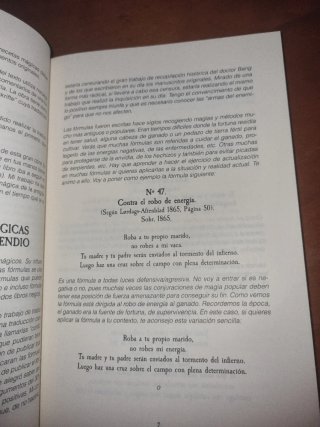FÓRMULAS DE BRUJAS Y RECETAS MÁGICAS TOMO I: FÓ...