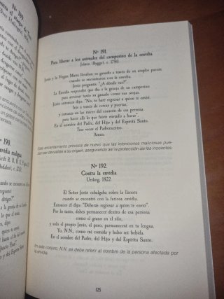 FÓRMULAS DE BRUJAS Y RECETAS MÁGICAS TOMO I: FÓ...