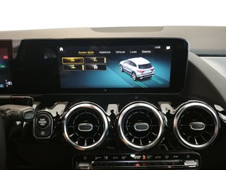 Mercedes GLA200D