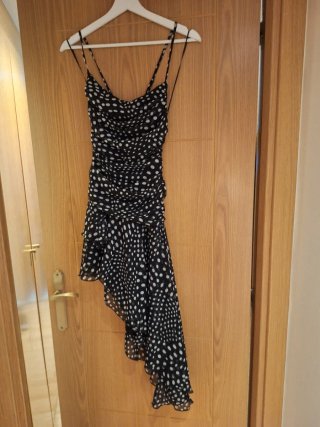 Vestido Zara viral lunares nuevo a etiqueta