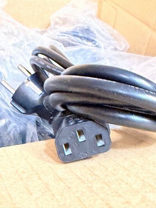 25x Cable alimentación Schuko IEC C13 1,8m Nuevos