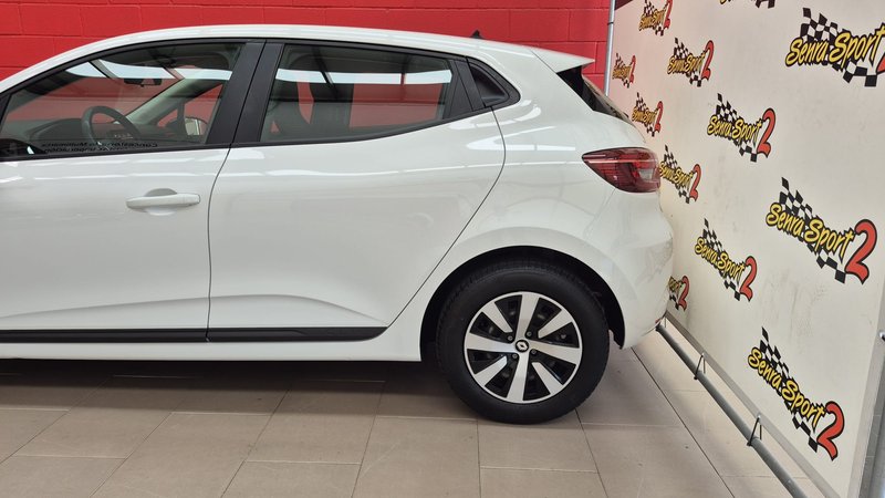 Renault Clio 2023, foto 6