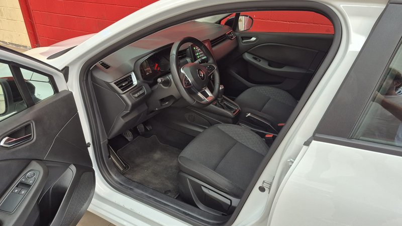Renault Clio 2023, foto 16