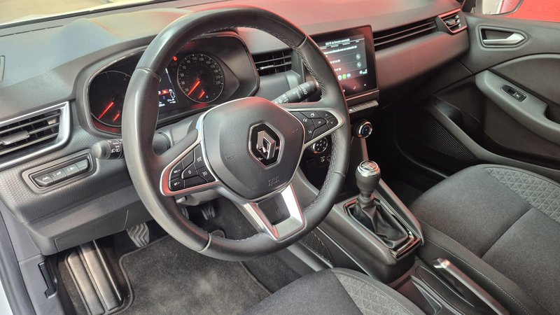 Renault Clio 2023, foto 19