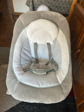 Silla mecedora para bebé