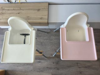 Set de 2 Tronas para Bebé 15 euros cada una.
