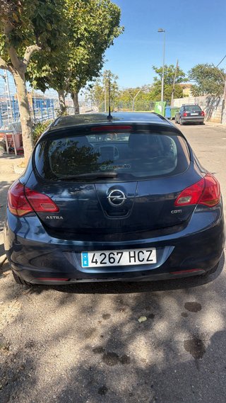 Opel Astra 2010