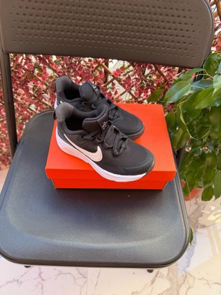 Zapatillas Nike Star Runner 4 Nuevas - Talla 28.5