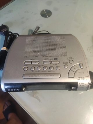 Lote 3 radios despertador Sony y Sanda