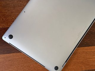MacBook Pro 16” 2019 i7 16GB 512GB – Plata